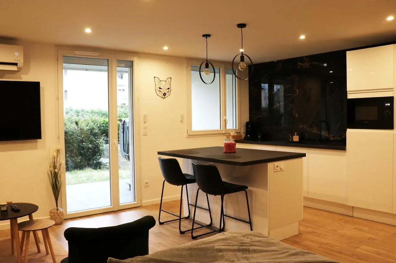 O2M Aix Les Bains Apartment Aix-les-Bains France